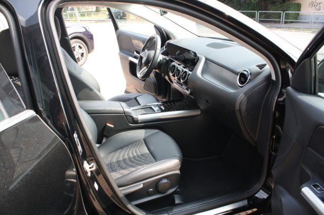MERCEDES-BENZ GLA 180 Automatic Progressive Advanced