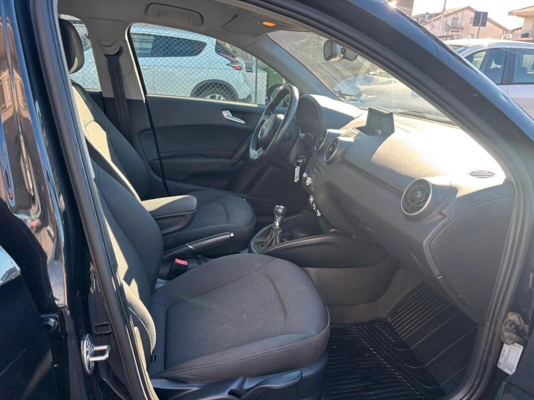 Audi A1 1.6 tdi Ambition 90cv
