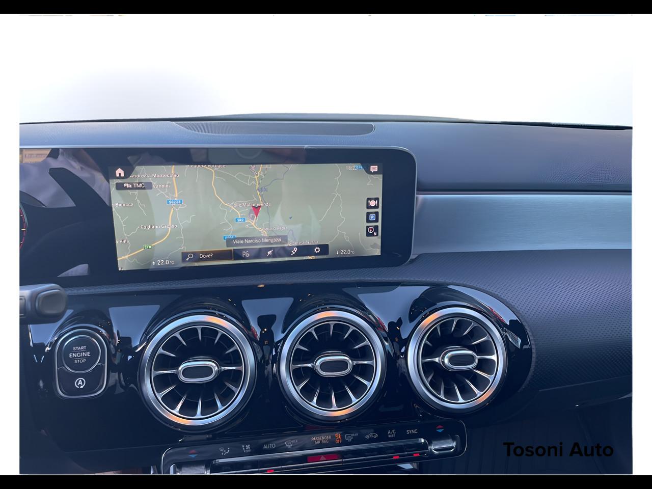 Mercedes-Benz A 200 Premium auto