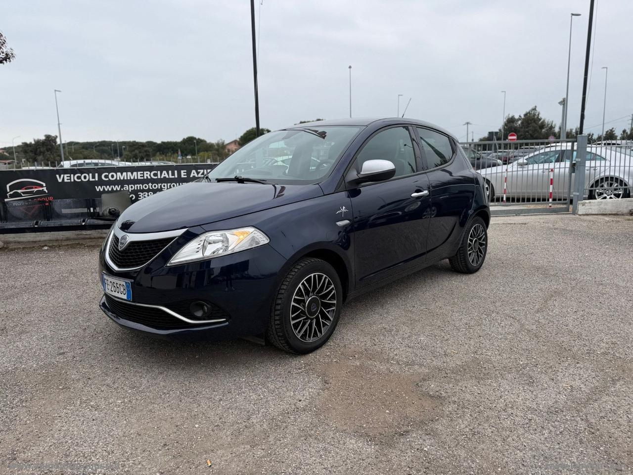 LANCIA Ypsilon 1.2 69 CV 5p. Mya
