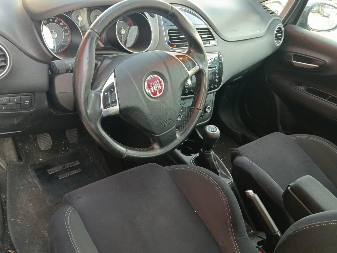 Fiat Punto 1.3 MJT II 75 CV 5 porte Virgin Radio