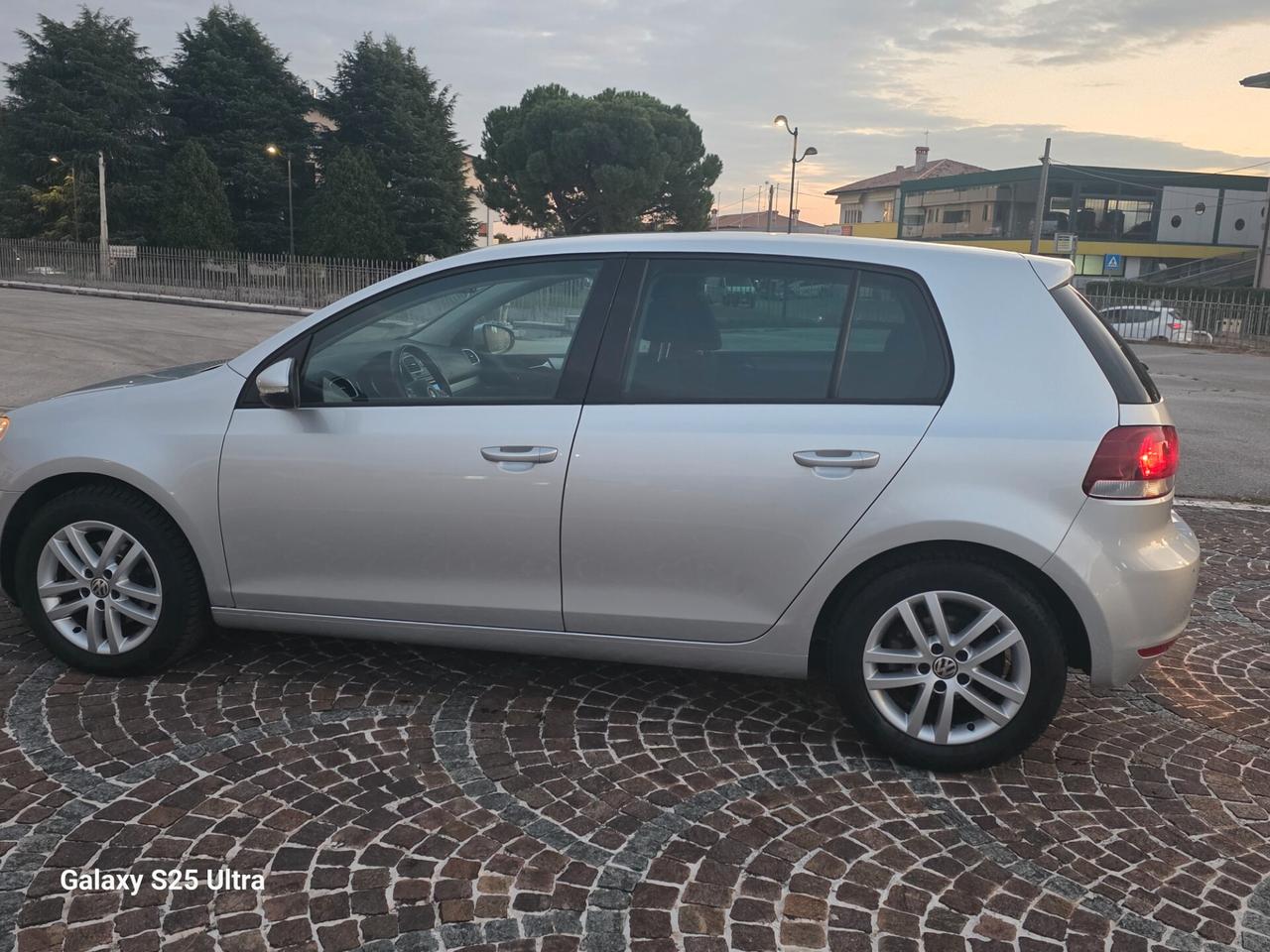 Volkswagen Golf 1.6 TDI DPF 5p. Highline