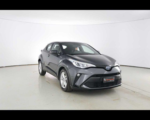 TOYOTA C-HR 1.8 Hybrid E-CVT Business