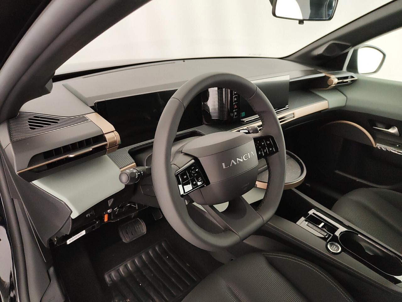 Lancia Ypsilon Hybrid e-DCT 100Cv