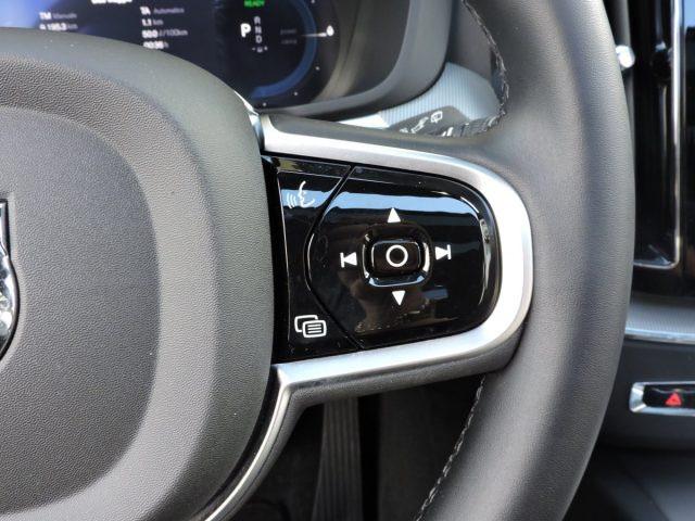 VOLVO XC60 T6 AWD PLUS DARK AUTOMATICA AZIENDALE