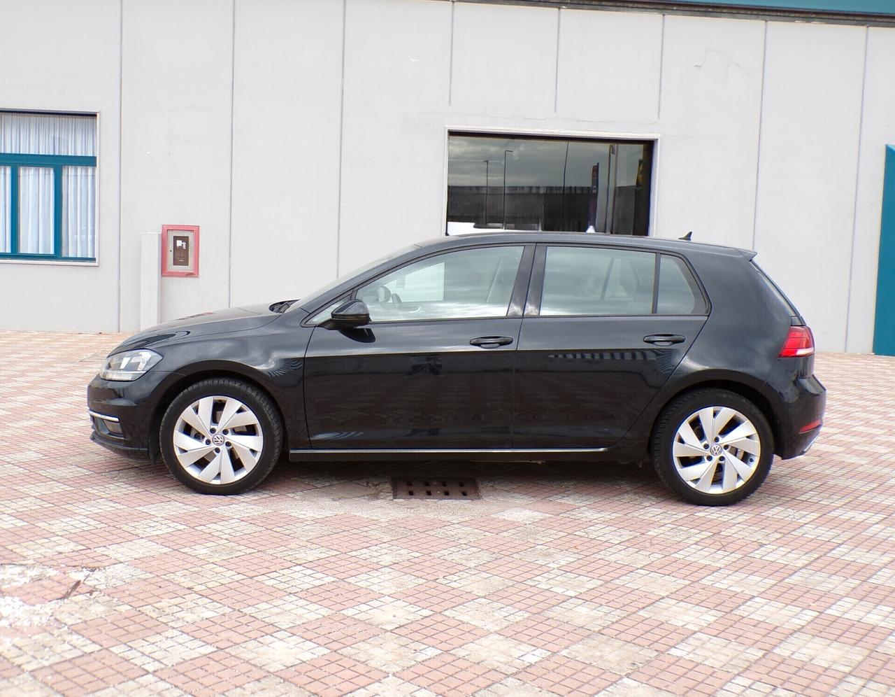 Volkswagen Golf Variant 1.6 TDI 115 CV DSG Highline BlueMotion Tech.