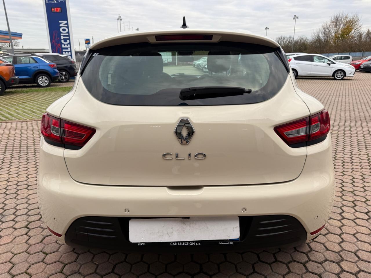 Renault Clio dCi 8V 90CV Start&Stop 82gr 5 porte OK NEOPATENTATI