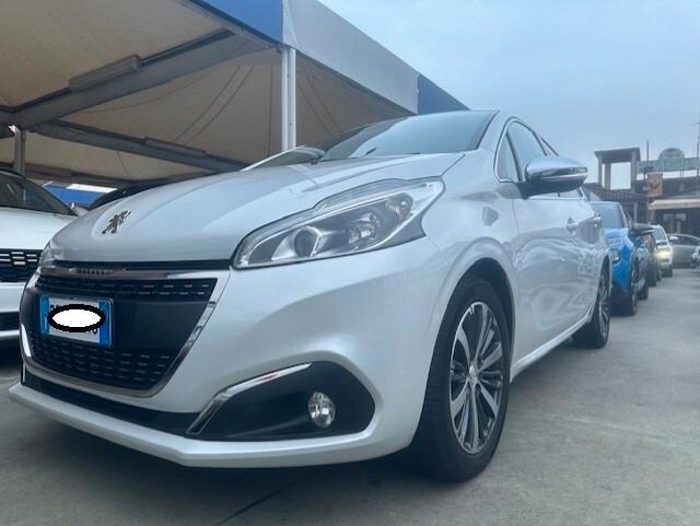 PEUGEOT 208 1,6 DIESEL 75CV FULL OPTIONAL