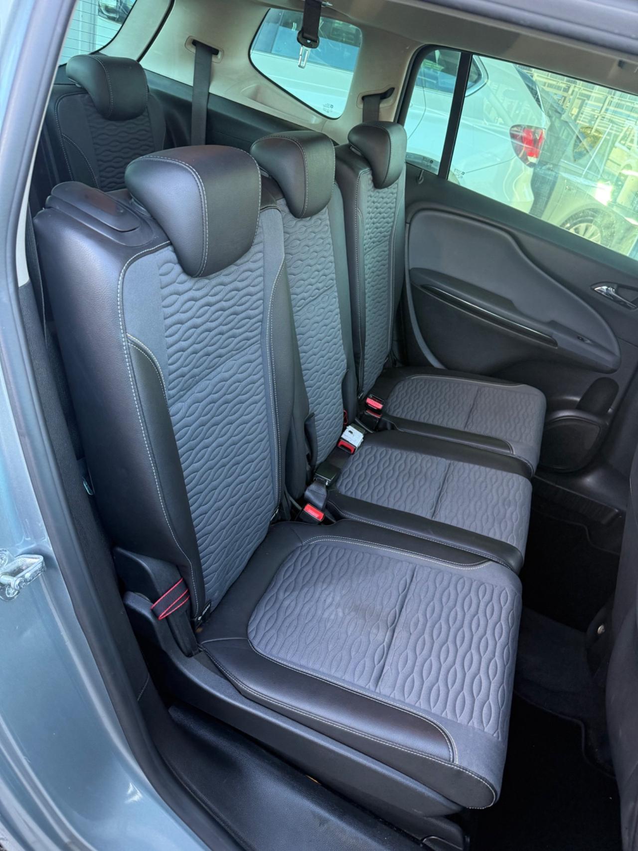 7 POSTI Opel Zafira Tourer 1.6 Turbo EcoM 150CV Cosmo