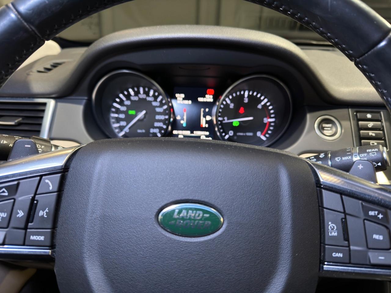 Land Rover Discovery Sport 2.0 TD4 180 CV HSE AWD AUTO