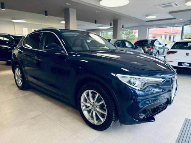 Alfa Romeo Stelvio 2.2 t Executive Q4 210cv auto