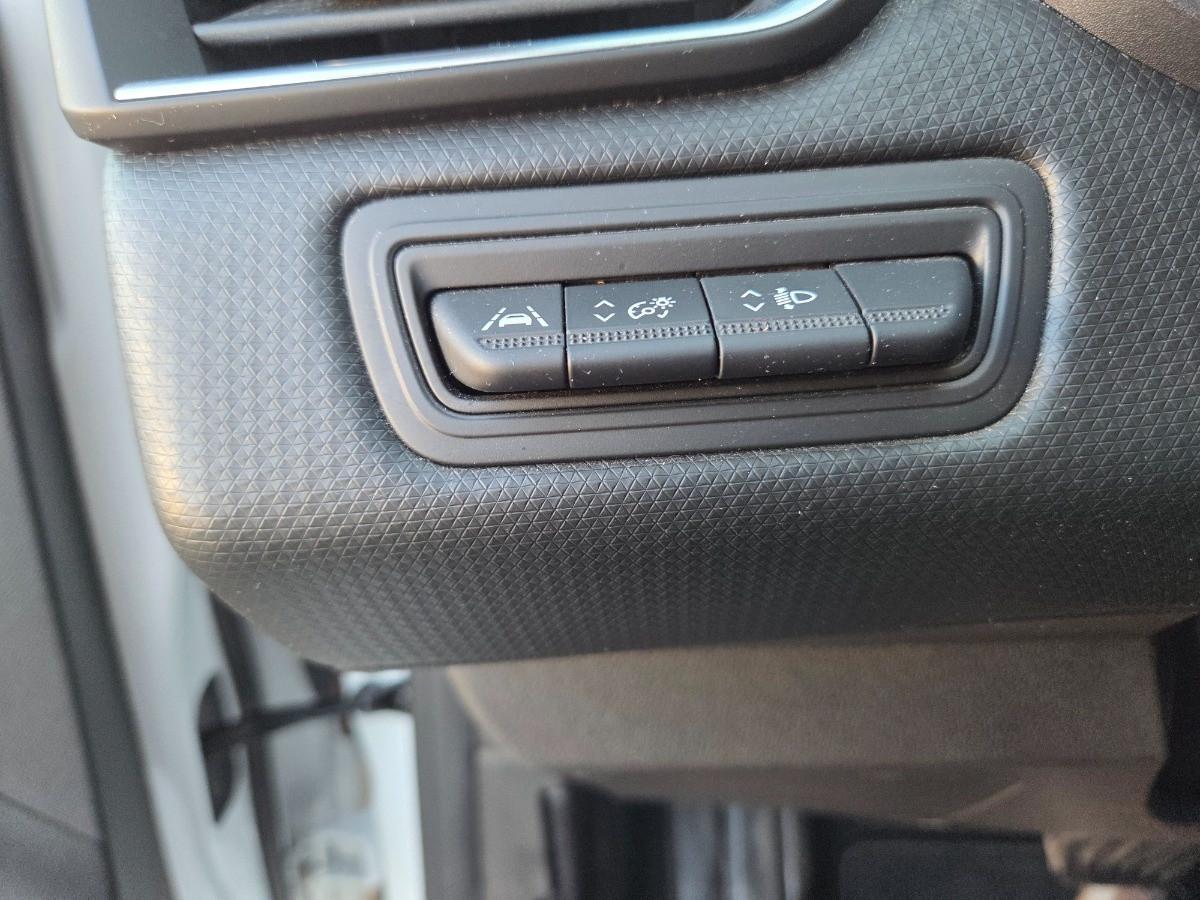 RENAULT Clio 1.6 E-Tech hybrid Business 140cv auto