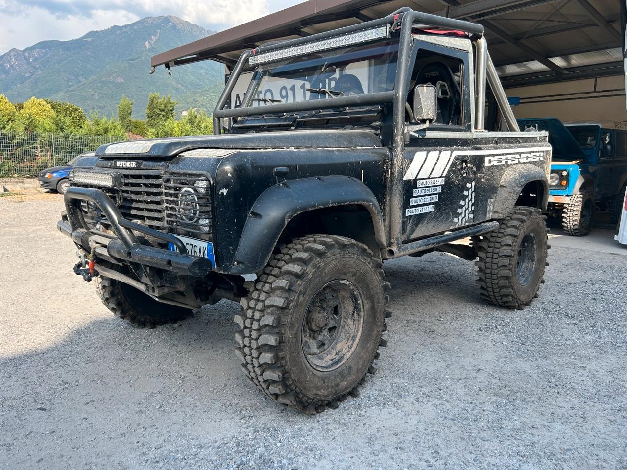 LAND ROVER DEFENDER 90 PICK-UP