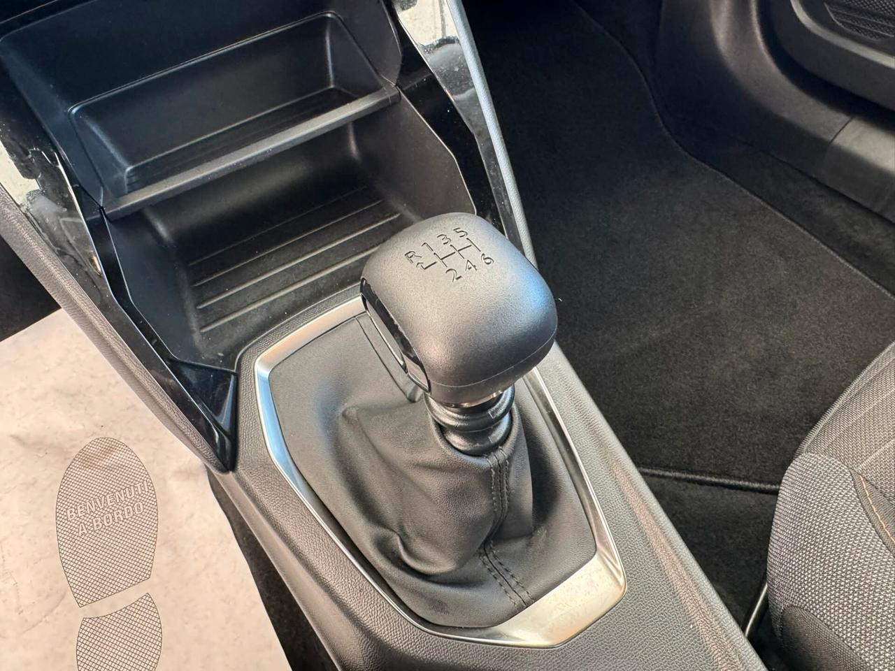 PEUGEOT 2008 1.2 PURETECH 100CV UNICO PROPRIETARIO
