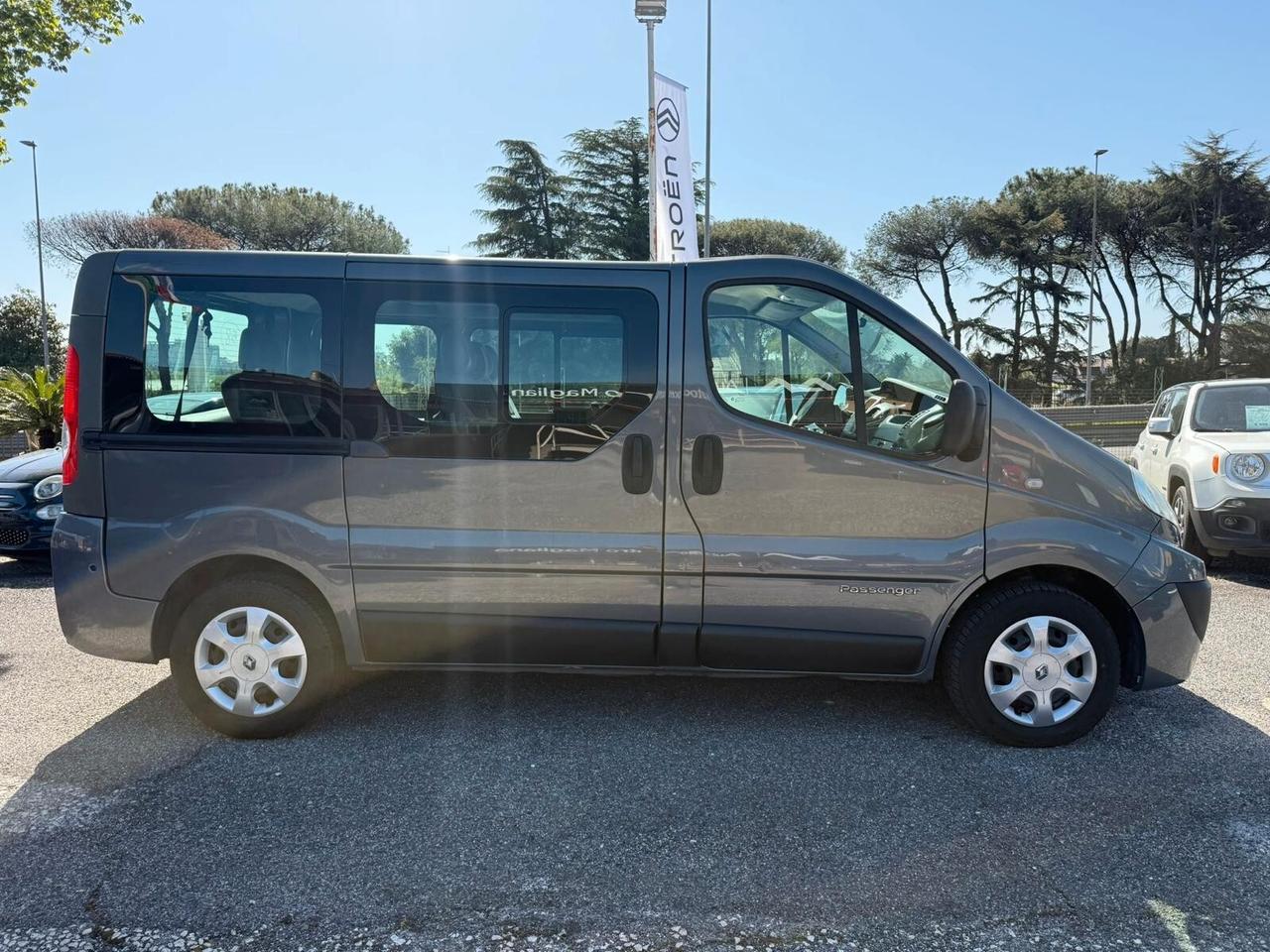 Renault Trafic 2.0 DCI 9 POSTI PULMINO