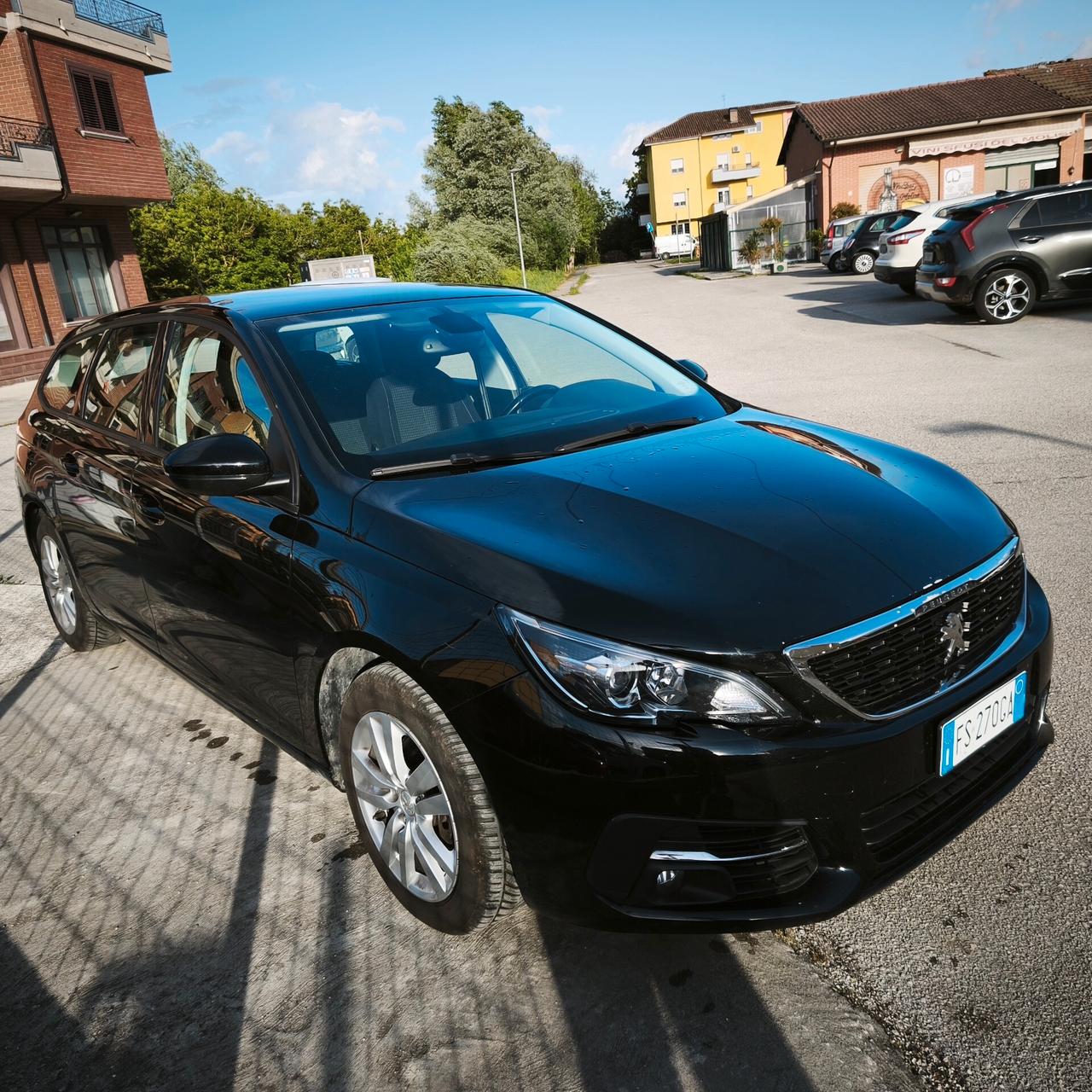 Peugeot 308 BlueHDi 130 S&S Business