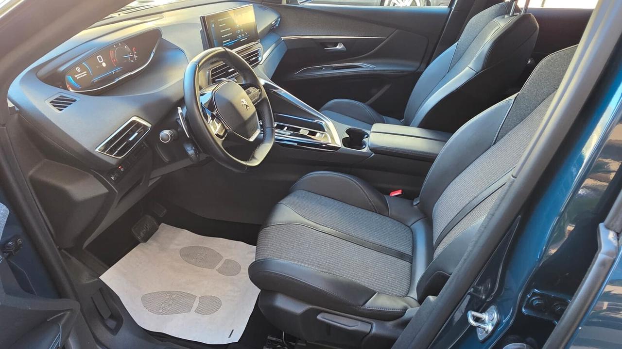 Peugeot 3008 HDi 130 EAT8 Allure Pack 24 Mesi Garanzia...