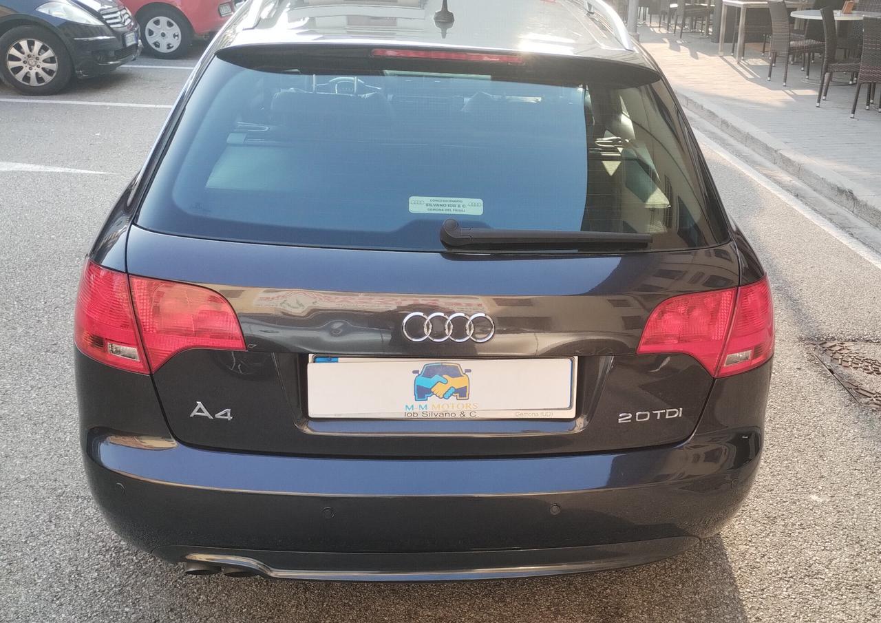 Audi A4 Avant 2.0 TDI 143CV S-Line