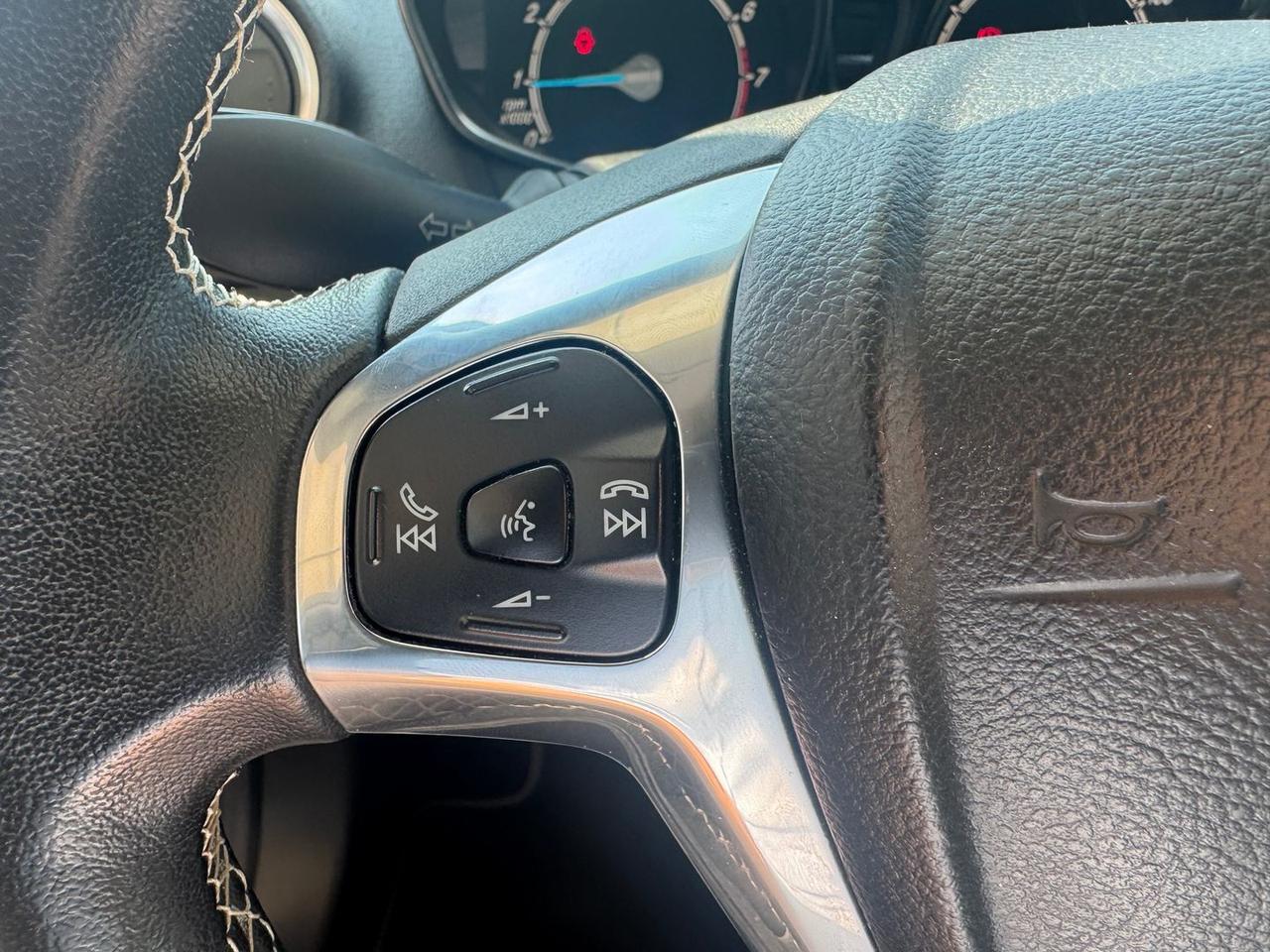 Ford Fiesta Titanium 1.0 #10071