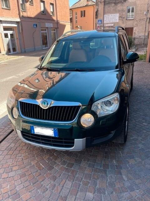 Skoda Yeti 2.0 TDI CR 140CV DSG 4x4 Adventure