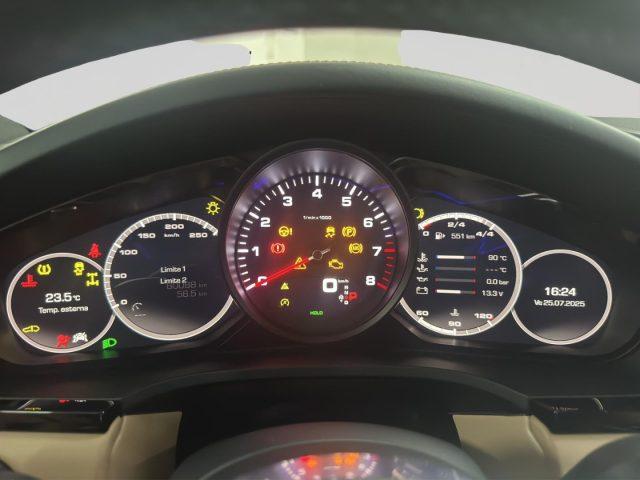 PORSCHE Cayenne 3.0 V6