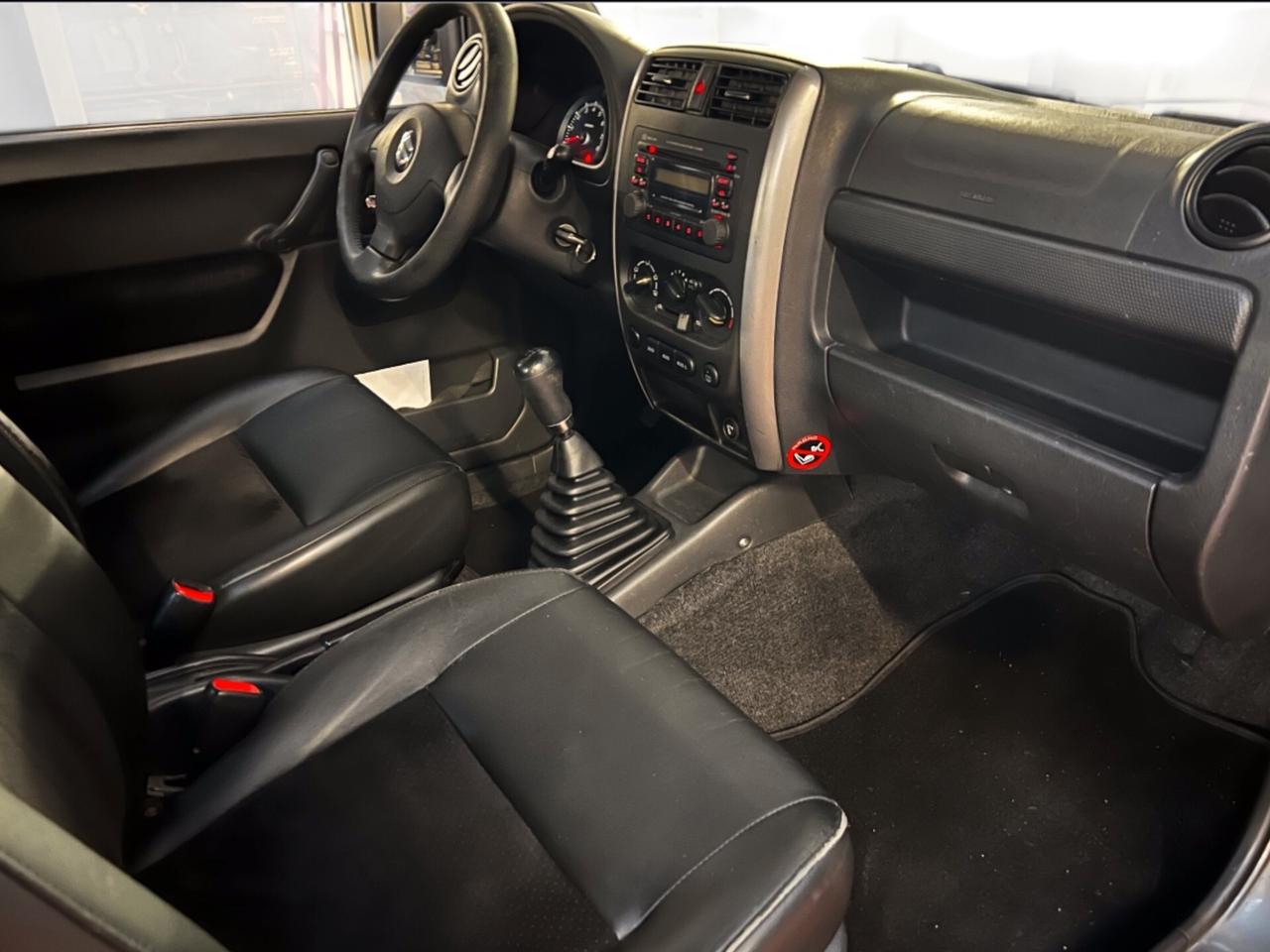 Suzuki Jimny 1.3i 16V cat 4WD JLX Più Perfetta Si Neopatentati