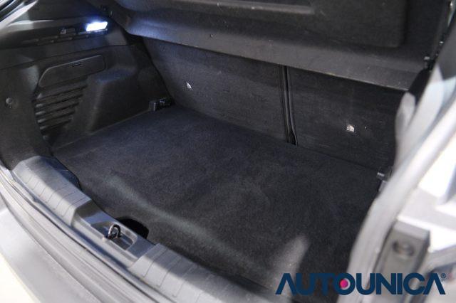 JEEP Avenger 1.2 TURBO 100 CV LONGITUDE FARI LED NEOPATENTATI