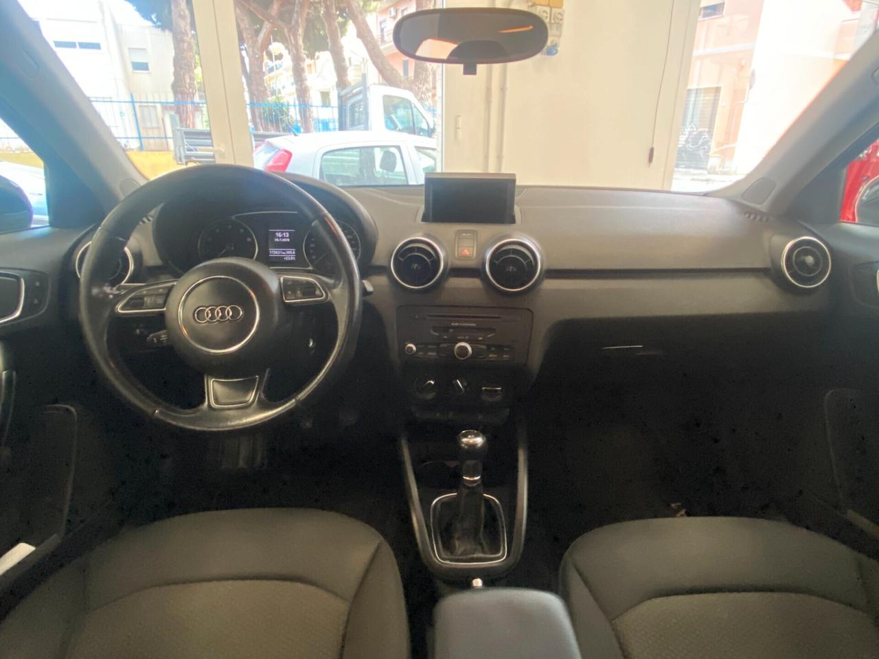 Audi A1 1.2 TFSI Attraction x neopatentati