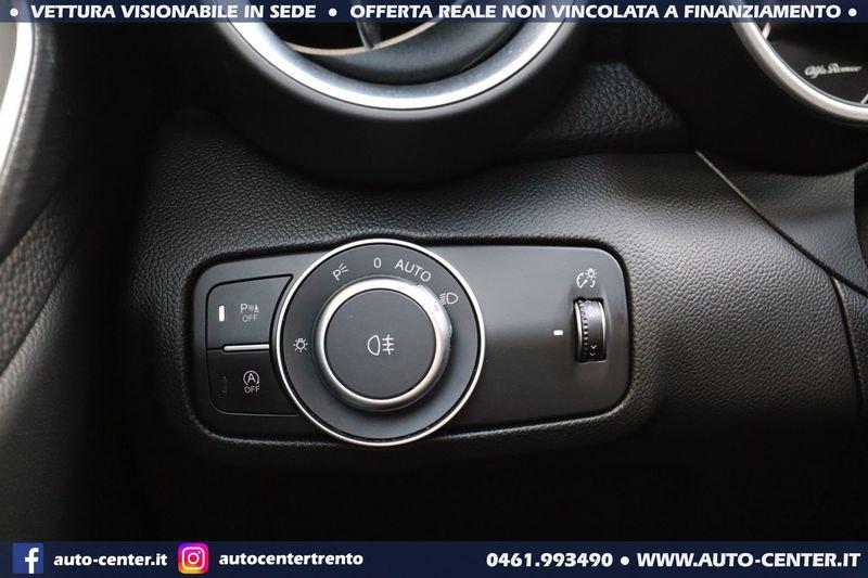 Alfa Romeo Giulia 2.0 Turbo 200CV AT8 B-Tech