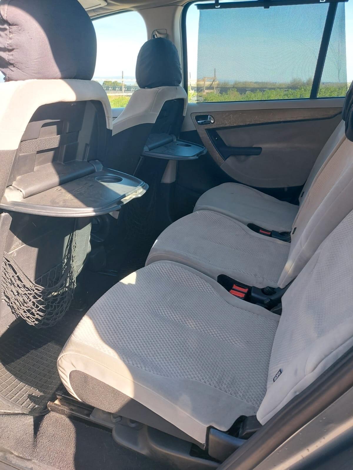 Citroen C4 Grand Picasso 1.6 HDi 110 Elegance 7 POSTI