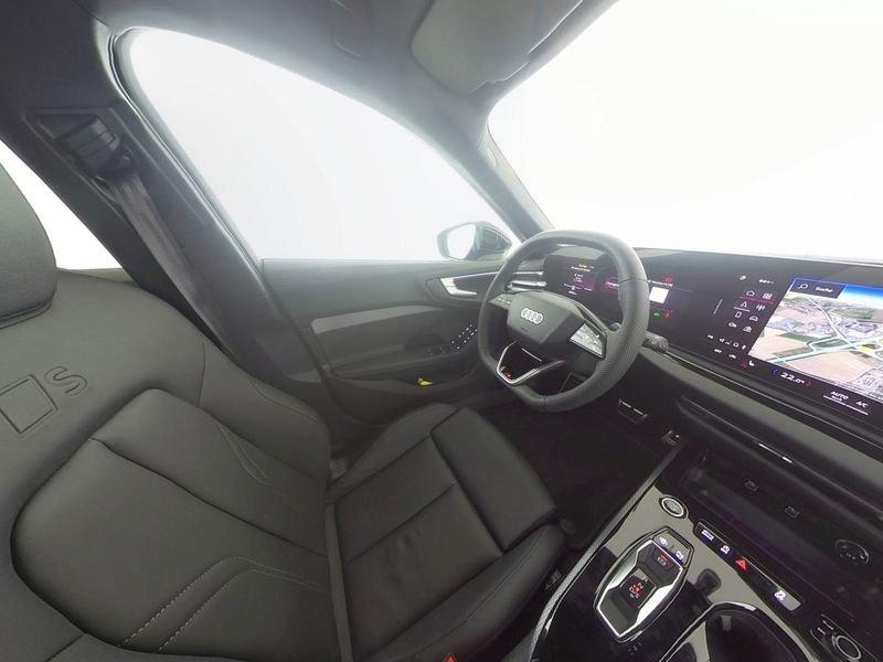 Audi A5 Avant TFSI S tronic S Line NUOVO MODELLO Navi Pelle 19"