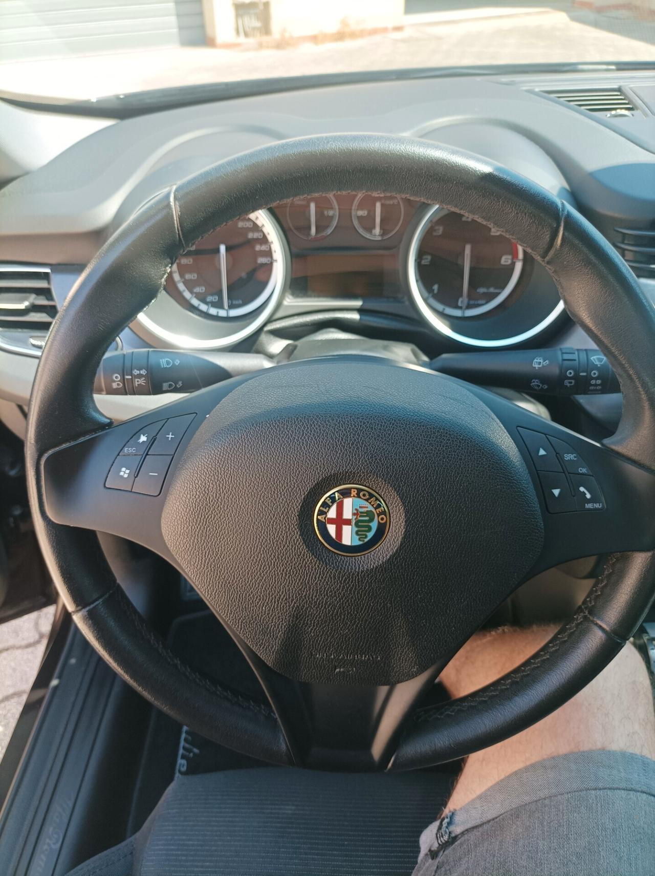 Alfa Romeo Giulietta 1.6 JTDm-2 105 CV Distinctive