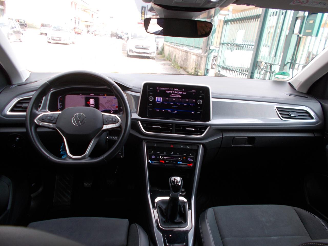 Volkswagen T-Roc 2.0 TDI SCR Style virtual-cockpit