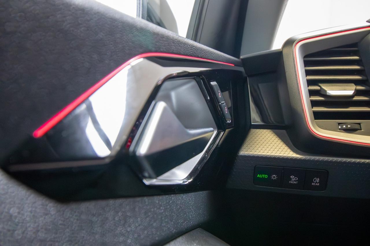 Audi A1 Sportback 30 Tfsi S Line S Tronic Identity Black