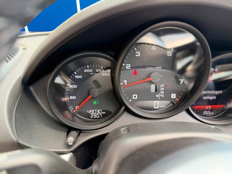 PORSCHE 718 718 Boxster 2.0