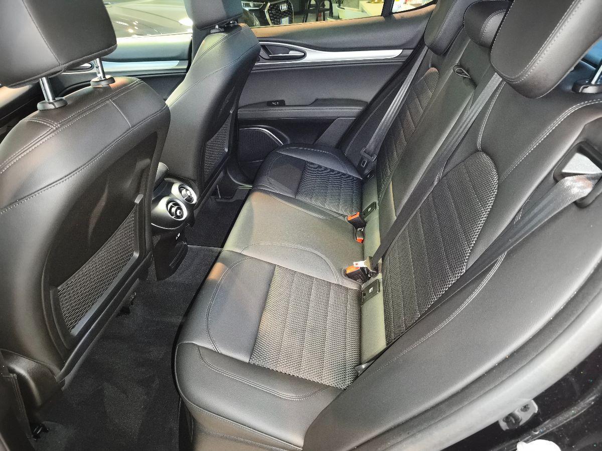 ALFA ROMEO Stelvio 2.2 T.diesel TETTO/IPERFULL 30.000km Autocarro N1