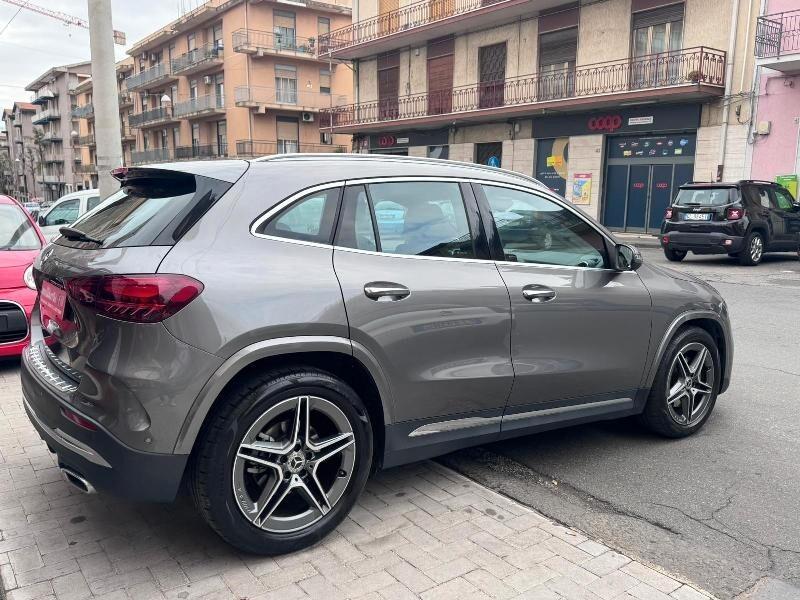 Mercedes-benz GLA 180 Automatic AMG Line Premium Plus