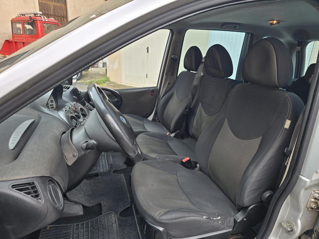 Fiat Multipla 1.9 MJT Emotion possibilita 12 mesi garanzia