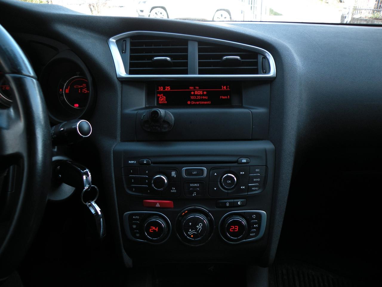 CITROEN C4 1.6 112CV 2012