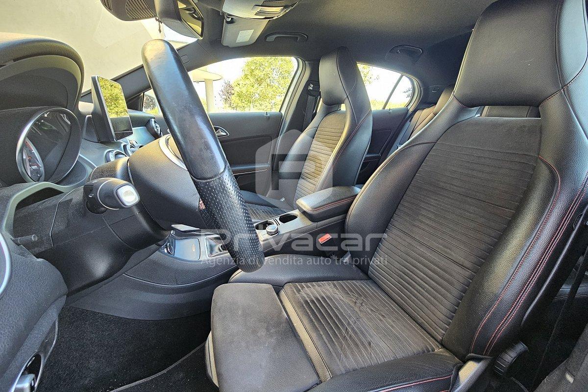 MERCEDES GLA 180 Premium
