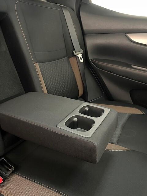 Nissan Qashqai 1.7 dCi 150 CV N-Connecta N.1 Autocarro