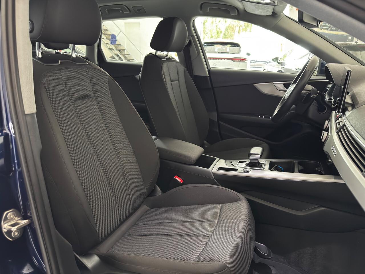 Audi A4 Avant 40 TDI quattro S tronic Business Advanced