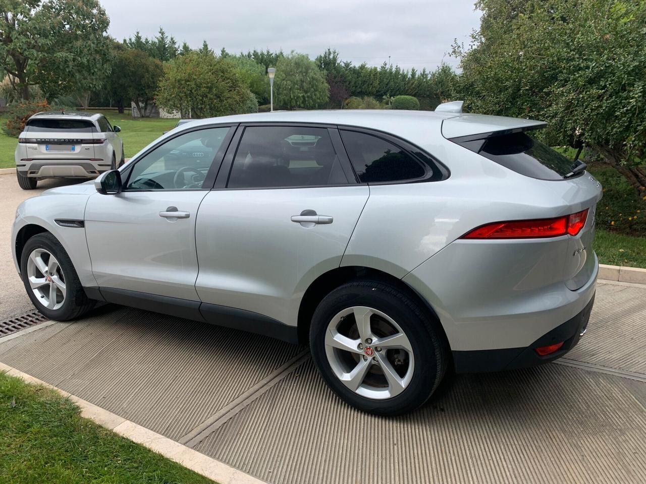 Jaguar F-Pace 2.0 D 240 CV AWD aut. Prestige