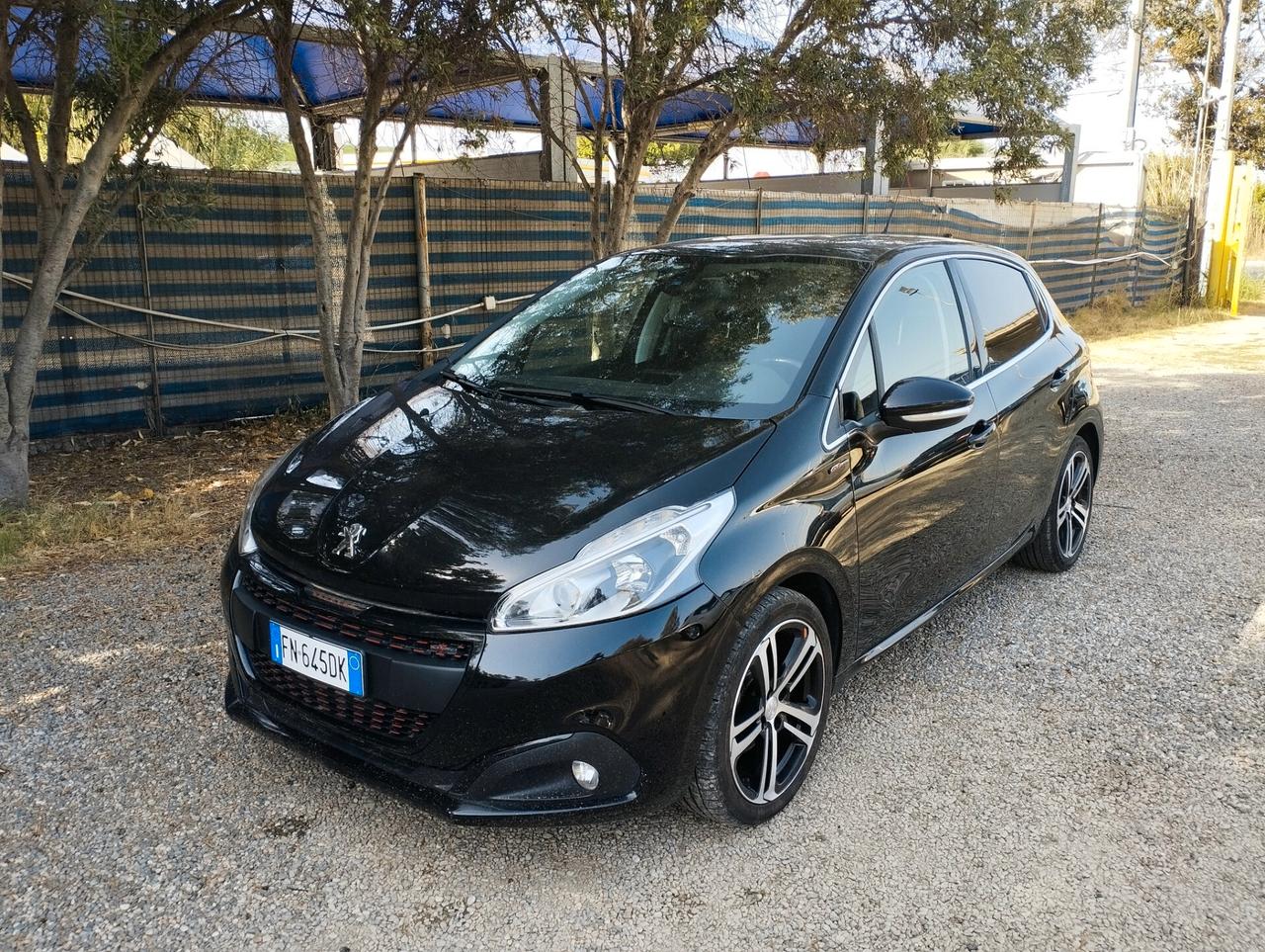 Peugeot 208 BlueHDi 120 S&S 5 porte GT Line