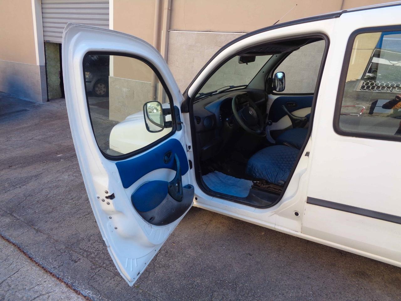 Fiat Doblo 1.9 diesel Cargo Combi 5 posti SX