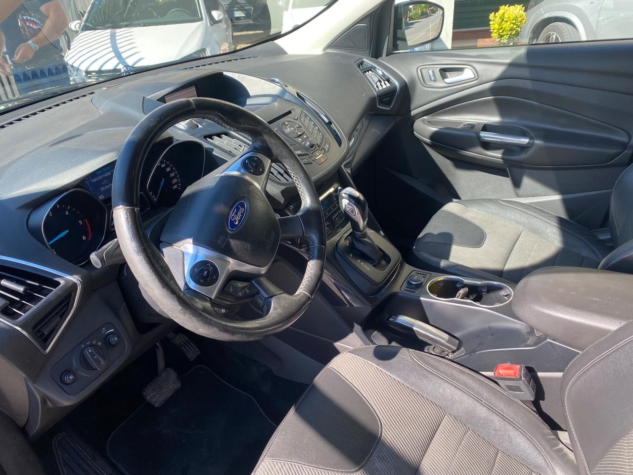 Ford Kuga 2.0 TDCI 150 CV S&S 4WD Powershift Business