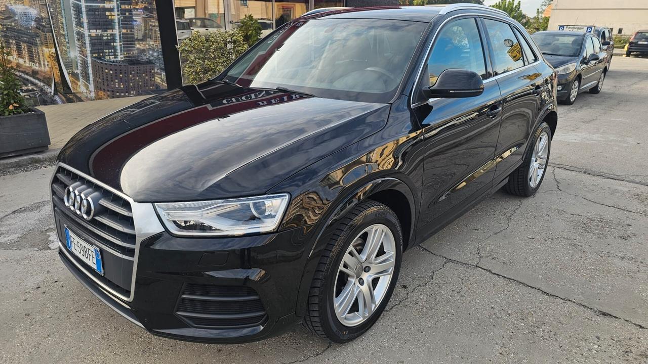 Audi Q3 2.0 TDI 150 CV quattro Sport