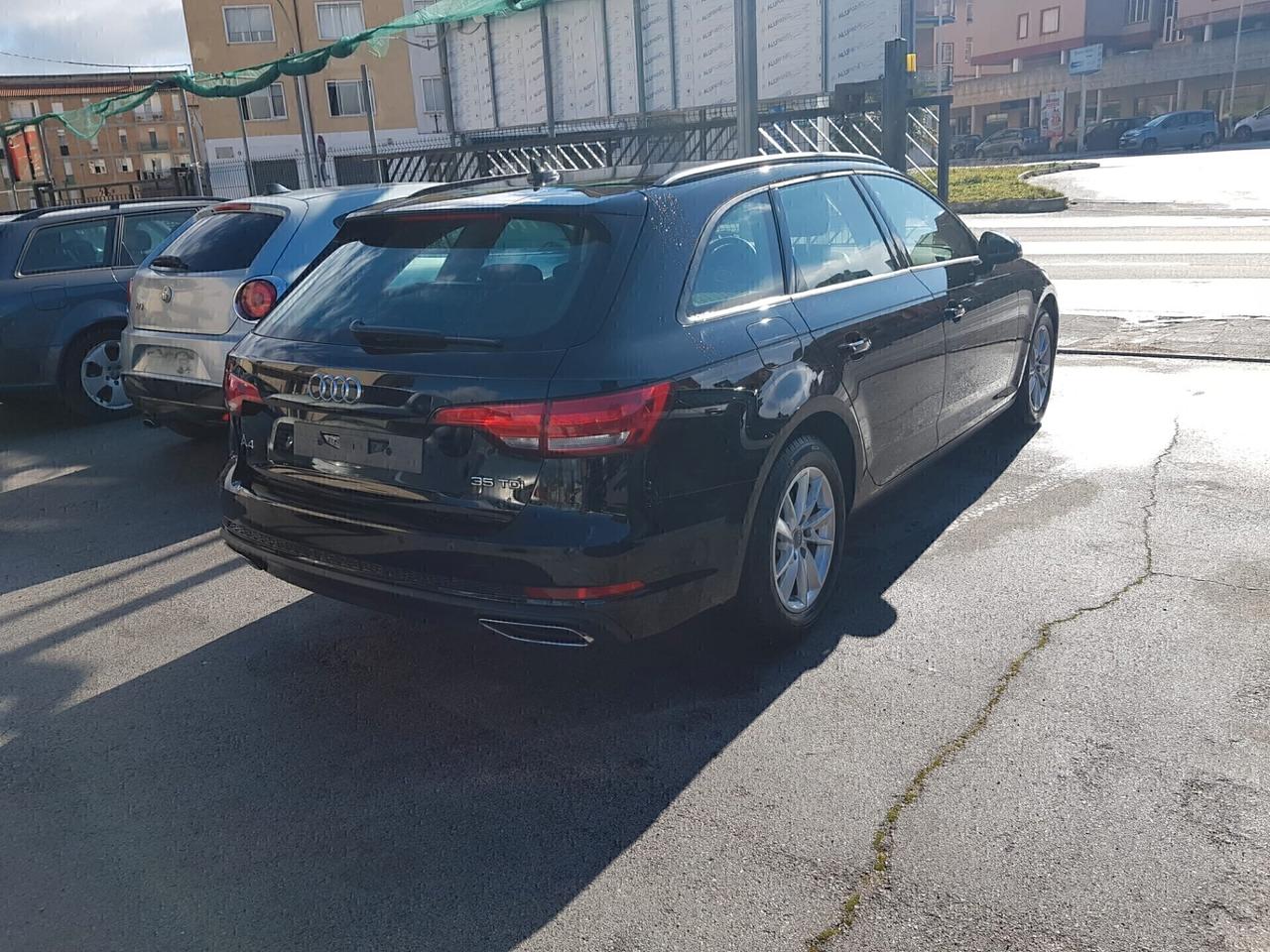 Audi A4 avant 2.0 TDI S tronic Sport