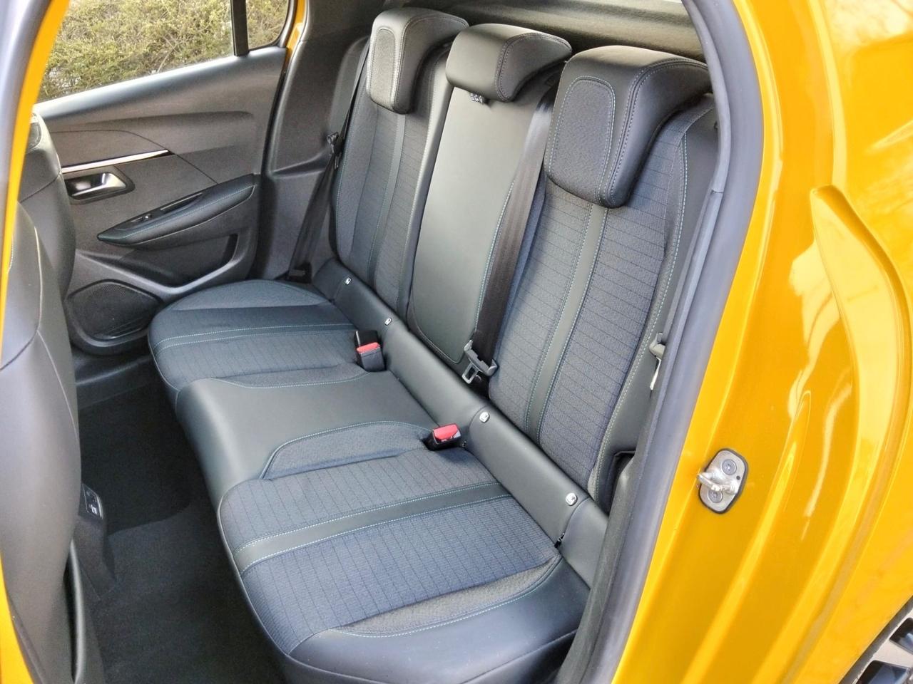 Peugeot 208 PureTech 100 Stop&Start 5P*Navi*Camera