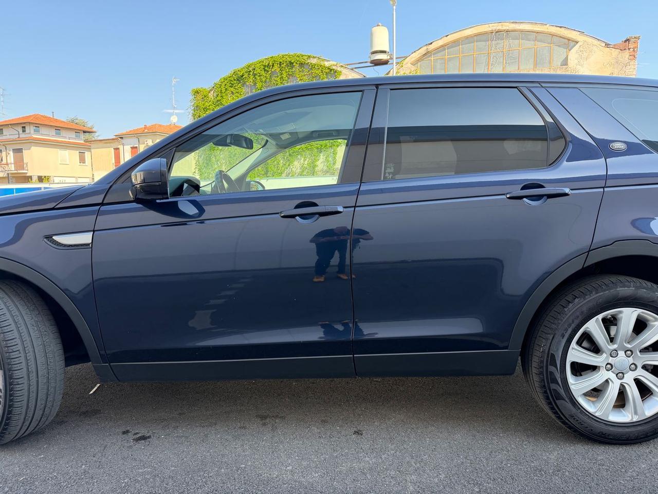 Land Rover Discovery Sport 2.0 TD4 HSE #10320